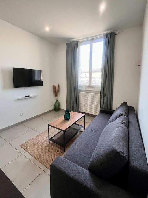 Le Pressense 2 Apartment Venissieux Exterior photo