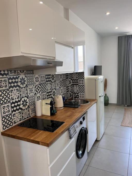 Le Pressense 2 Apartment Venissieux Exterior photo