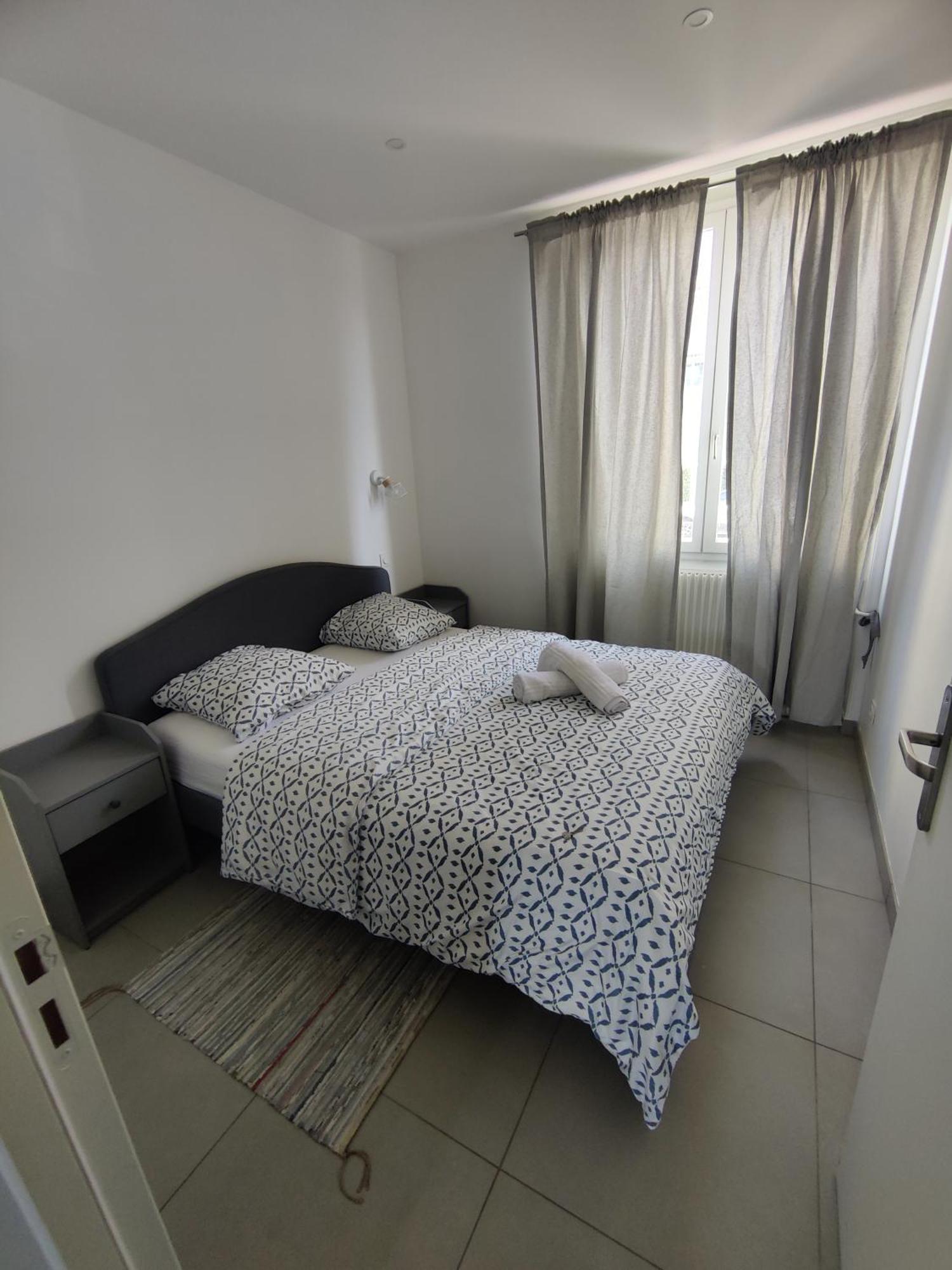 Le Pressense 2 Apartment Venissieux Exterior photo